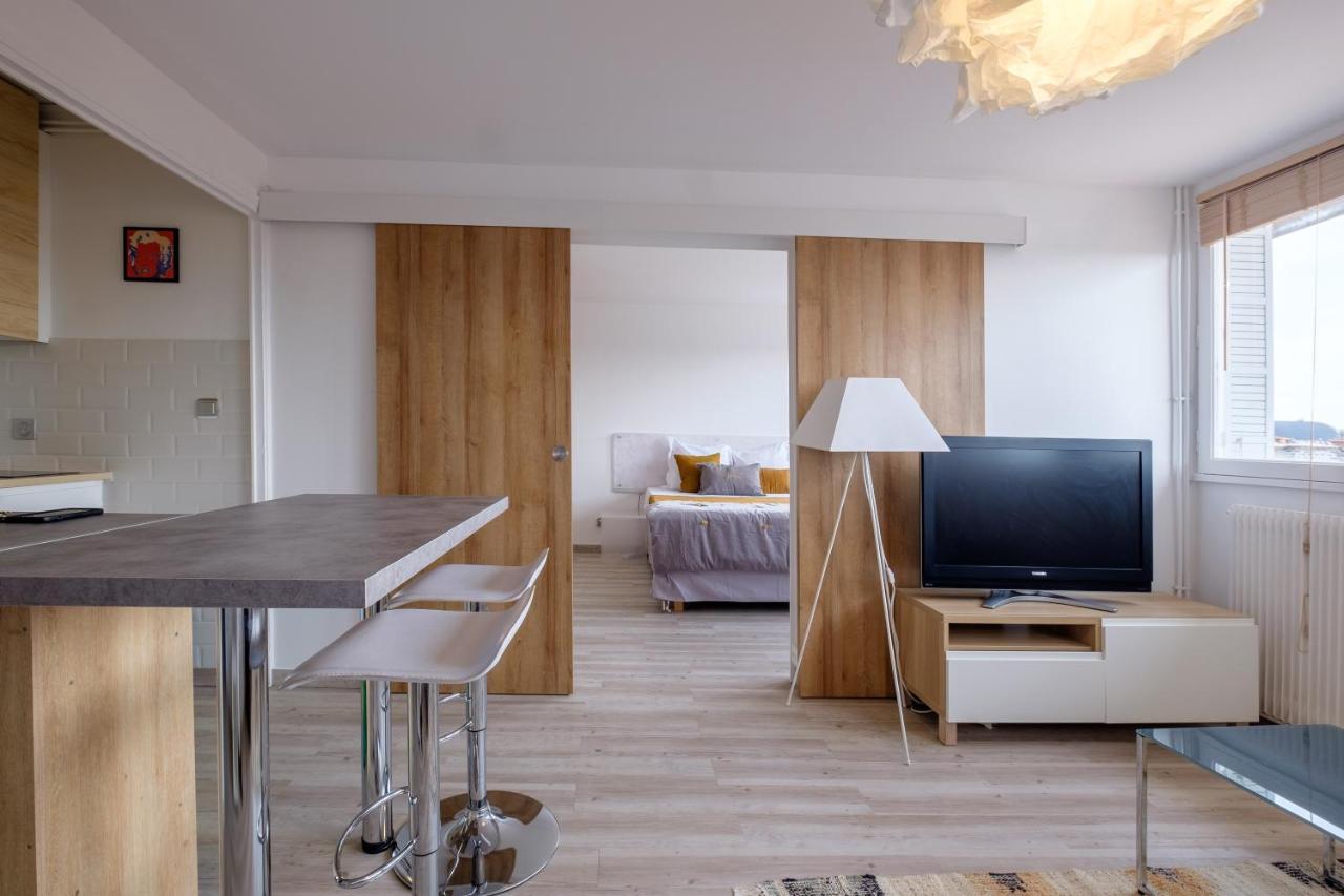 Honore Suite Saint Antoine Lyon Exterior photo